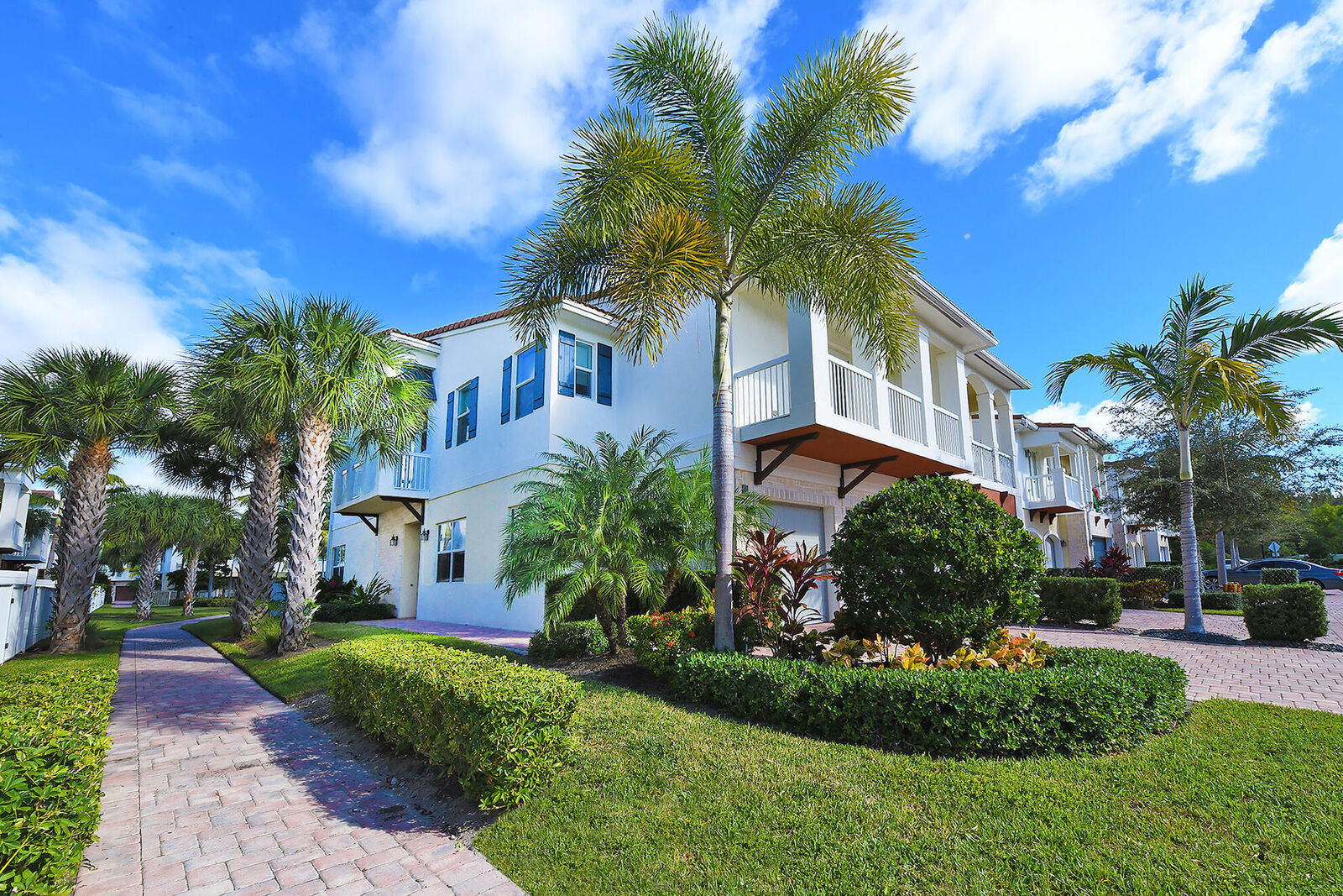 Property Photo: 100 NW 69th Circle 68 FL 33487