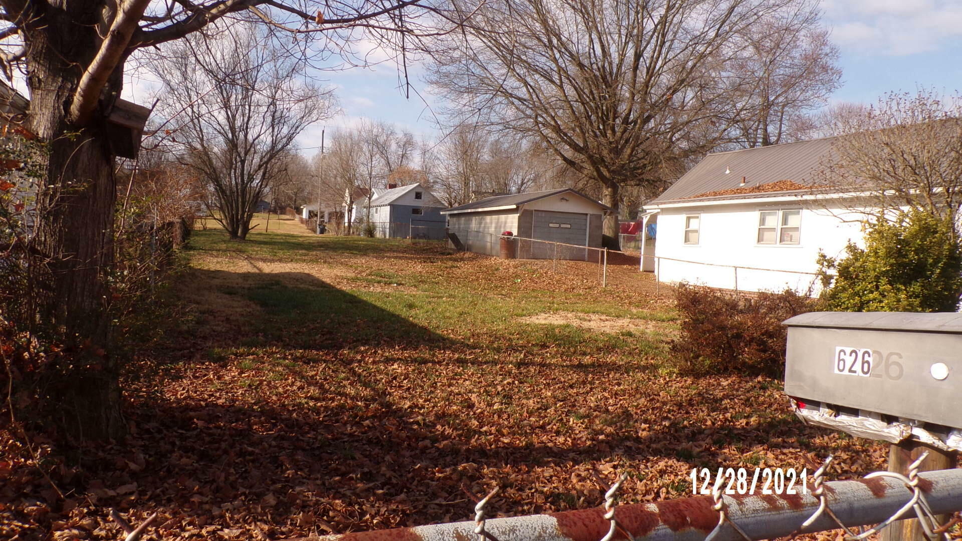 Property Photo:  626 Riverside Avenue  TN 37660 