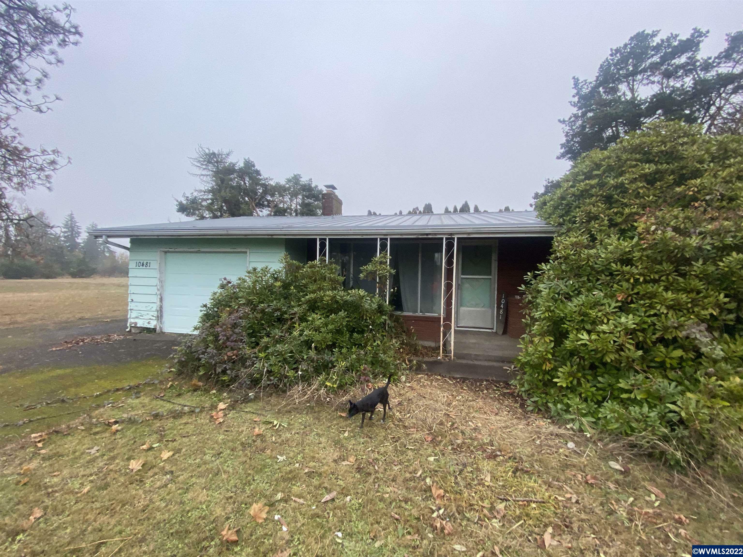 Property Photo:  10481  Leverman Rd SE  OR 97235 