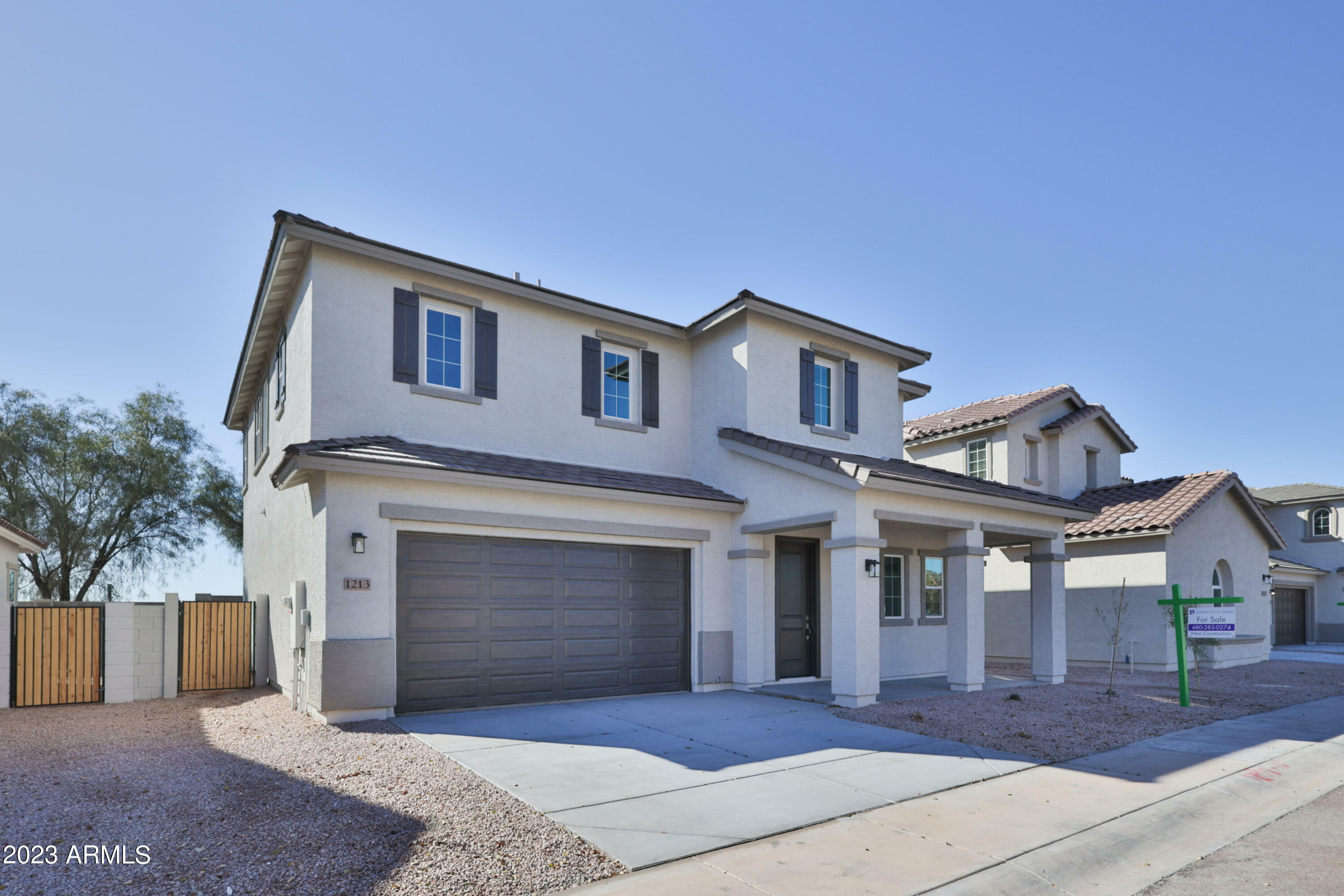 Property Photo: 1213 E Spruce Drive AZ 85286