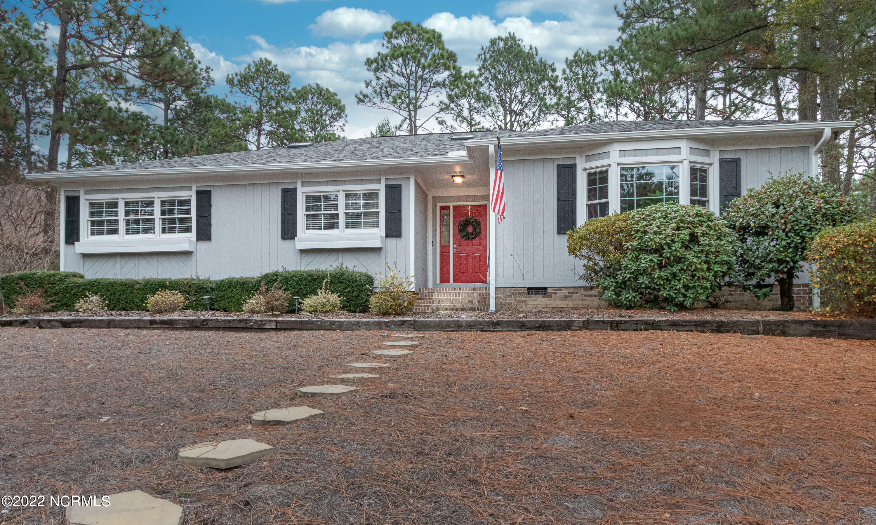 Property Photo:  40 Thunderbird Lane  NC 28374 