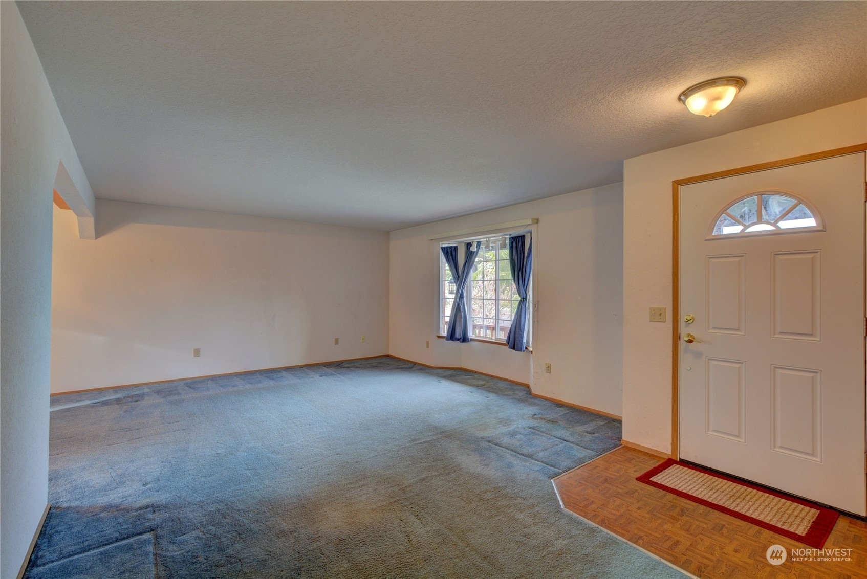 Property Photo: 6824 87th Avenue NE WA 98270