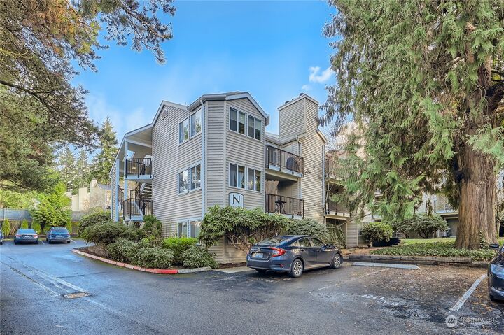 12028 100th Avenue NE N301  Kirkland WA 98034 photo