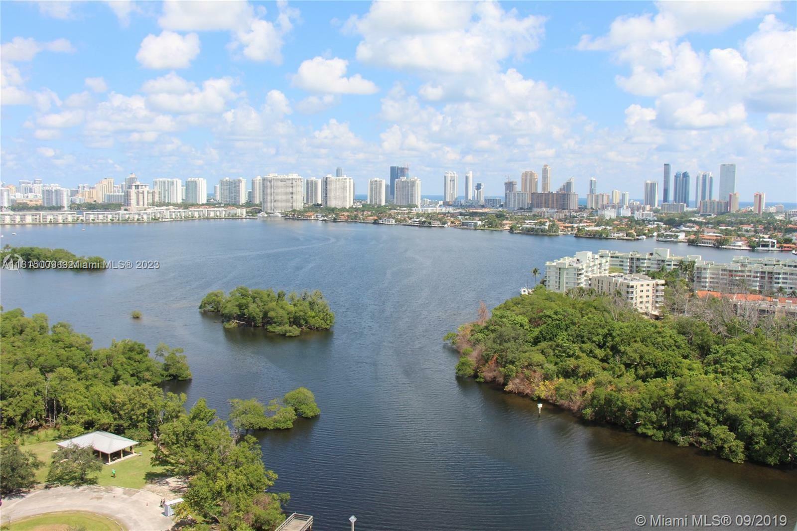 Property Photo:  16385 Biscayne Blvd 2004  FL 33160 