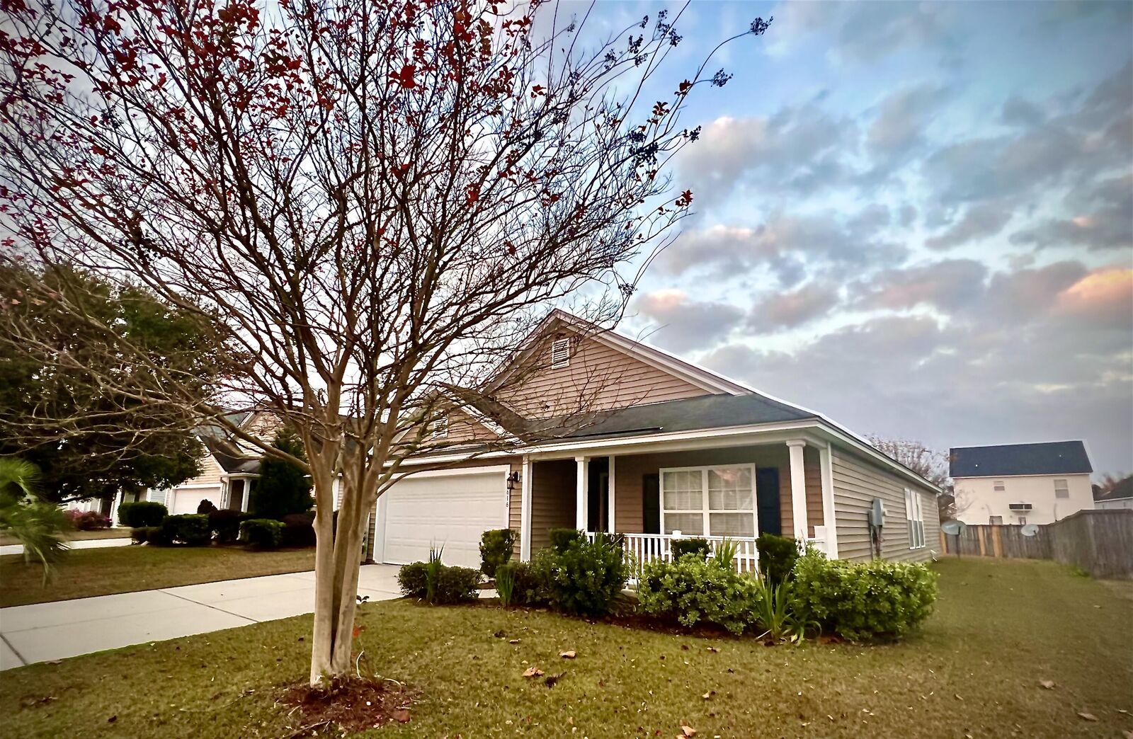 Property Photo: 616 Silver Moss Drive SC 29461
