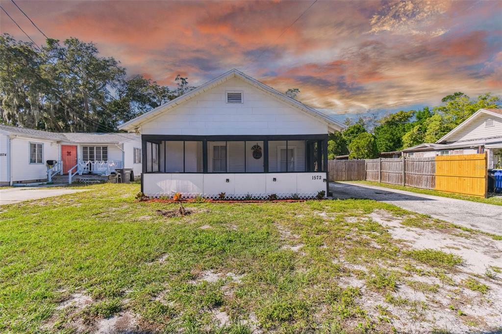Property Photo: 1572 S Madison Avenue FL 33756