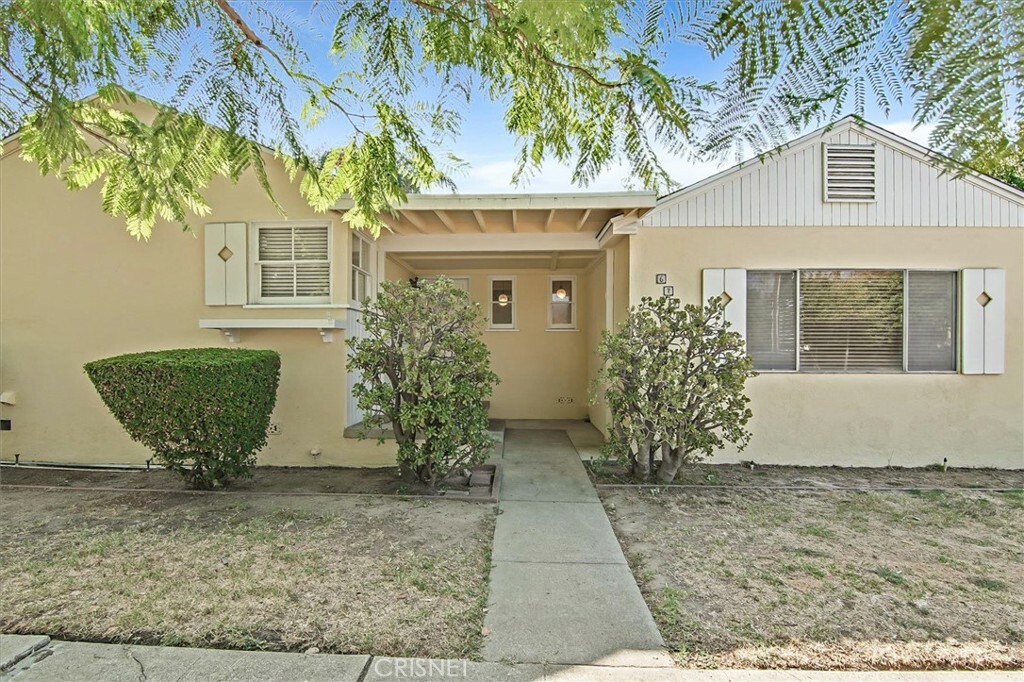 Property Photo: 6742 Jellico Avenue CA 91406