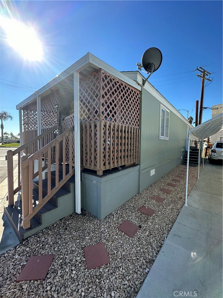 Property Photo:  1380 W Florida Avenue 34  CA 92543 