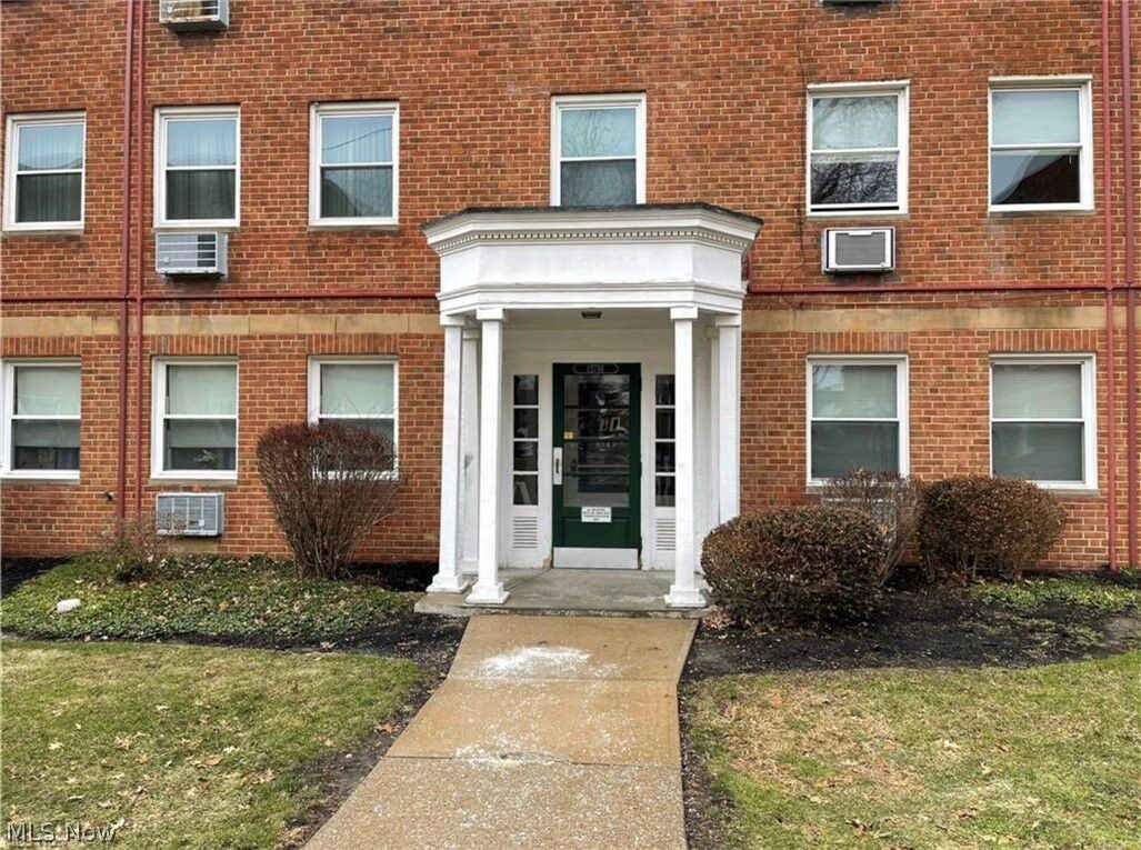 Property Photo:  13781 Cedar Road 202D  OH 44118 