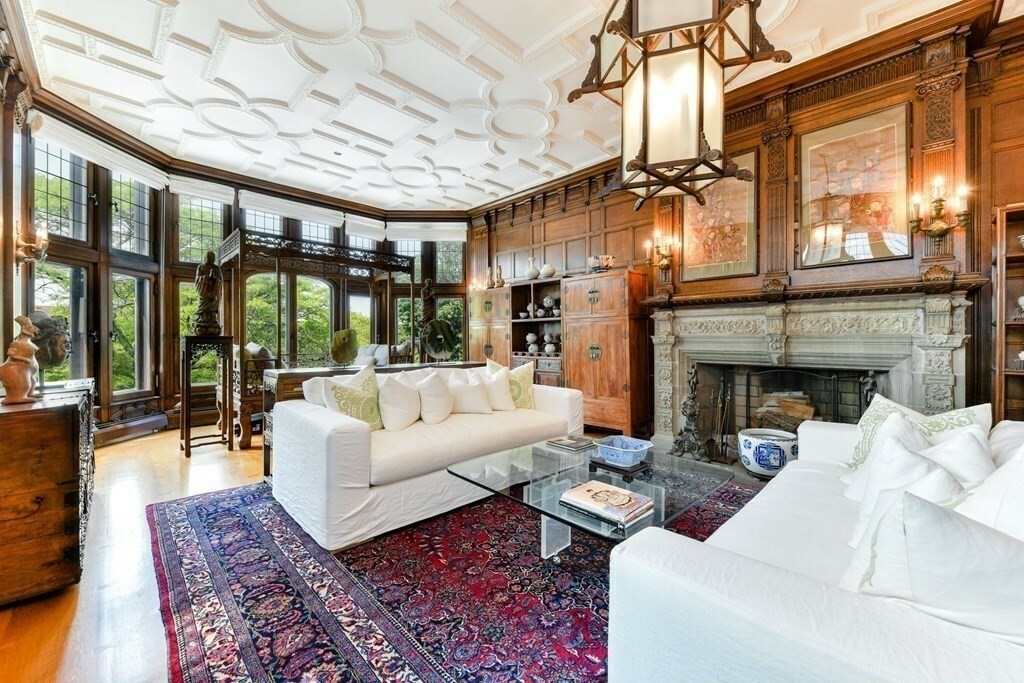 Property Photo: 144 Beacon Street 8 MA 02116