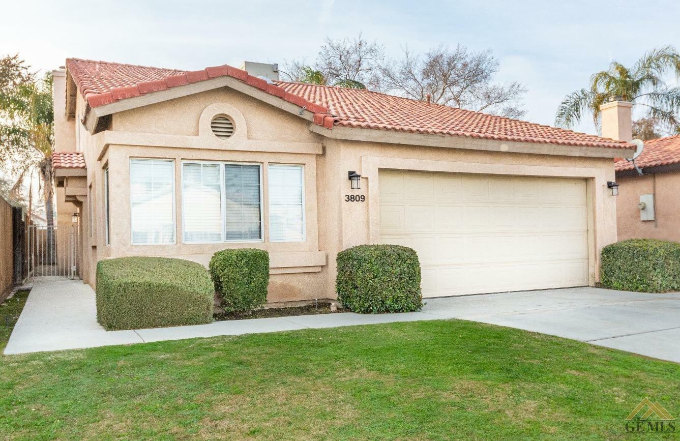 Property Photo:  3809 Frost Way  CA 93311 