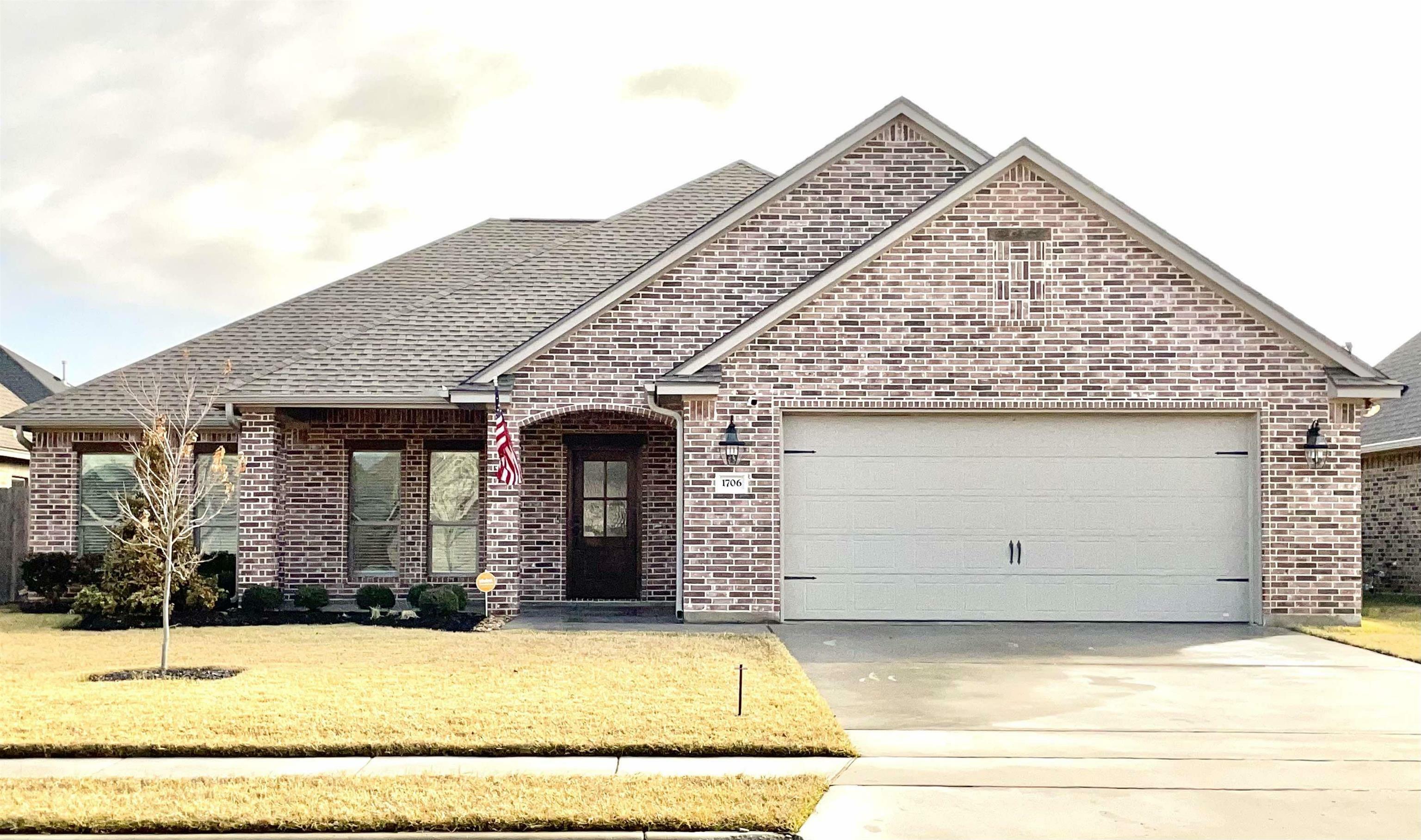 Property Photo: 1706 Meadow Run TX 77713