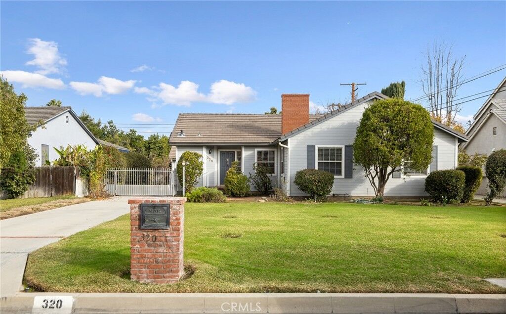 Property Photo:  320 Armada Road  CA 91007 