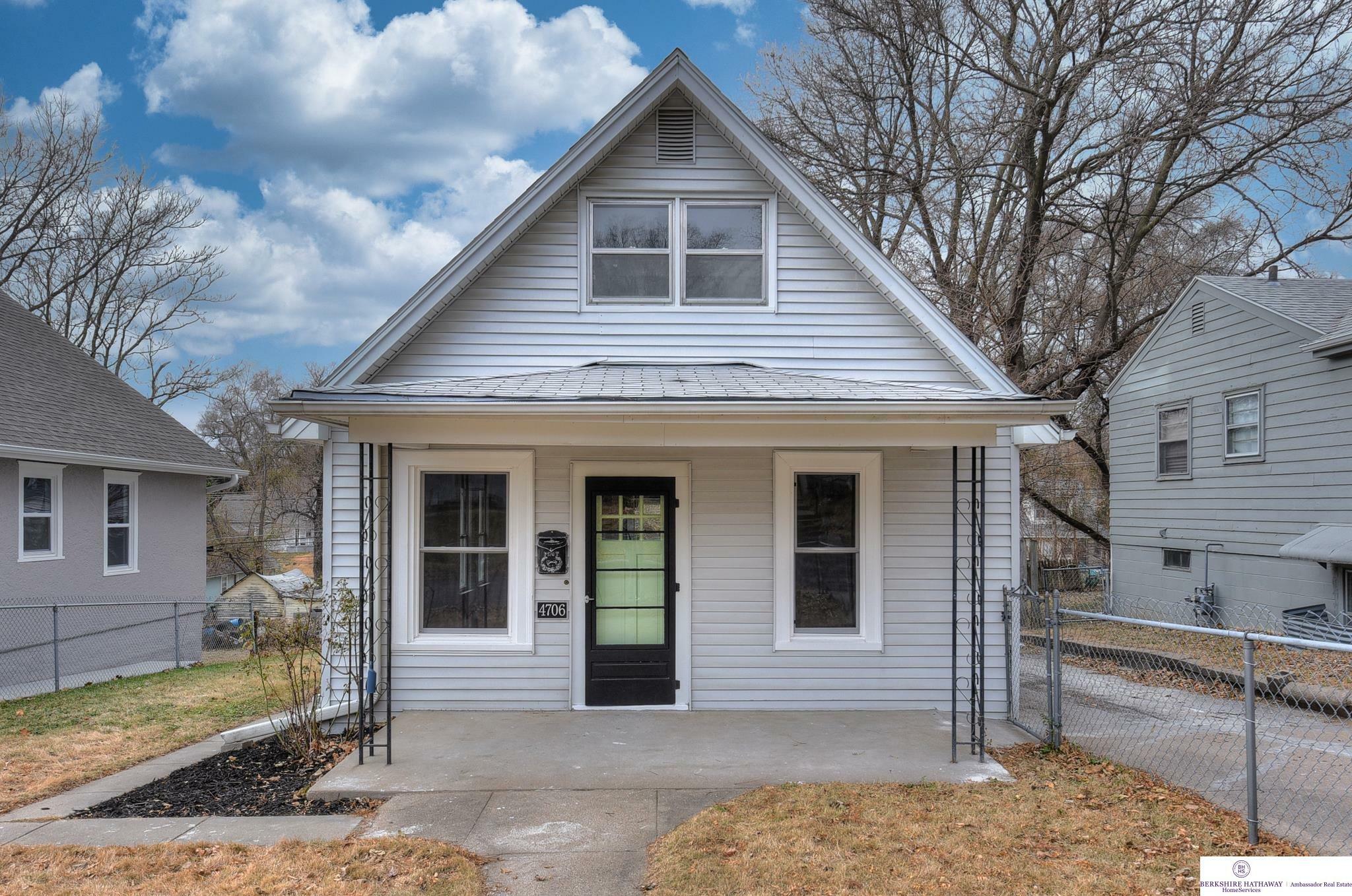 Property Photo:  4706 N 41 Street  NE 68111 