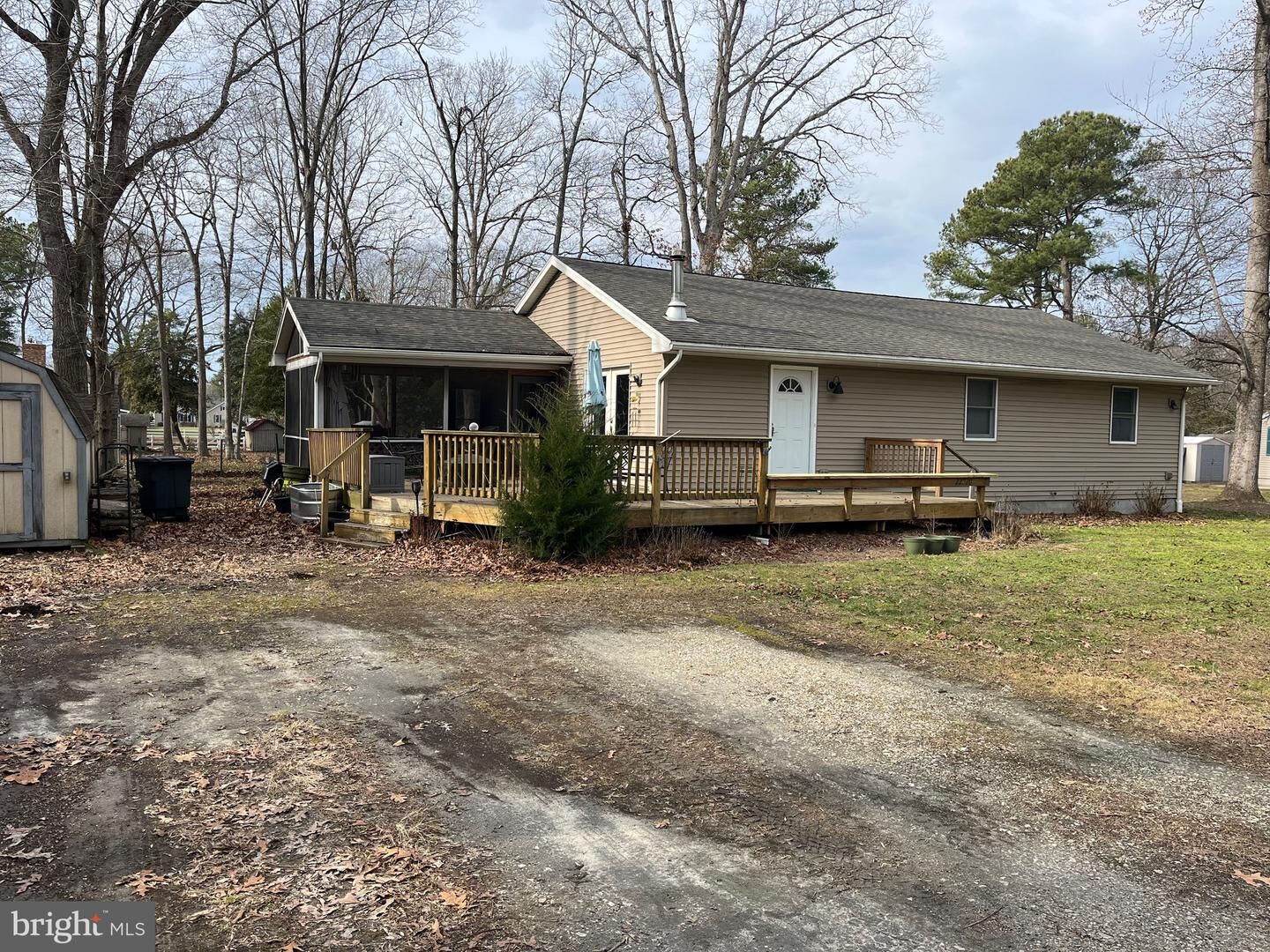 Property Photo: 22720 Pine Dr N DE 19958