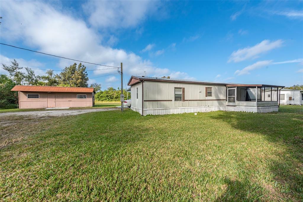 Property Photo:  1440 NW 1st Street  FL 33570 