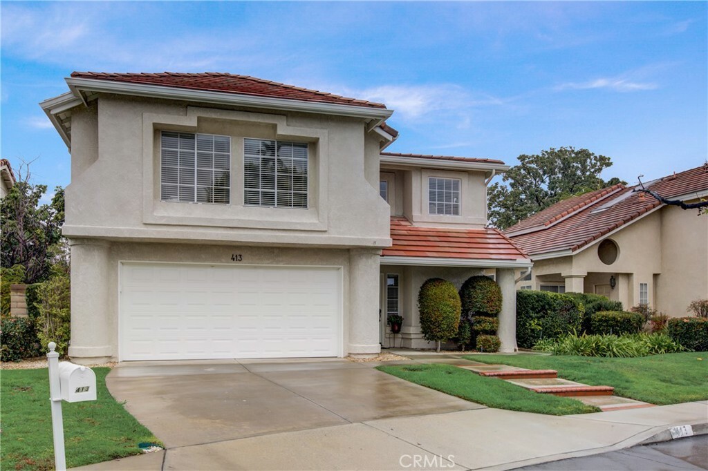Property Photo:  413 E Rockaway Drive  CA 92870 
