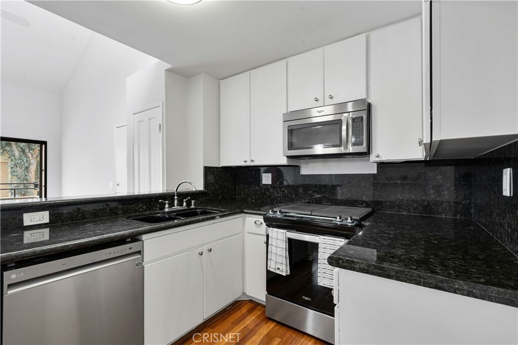 Property Photo: 18802 Mandan Street 916 CA 91351