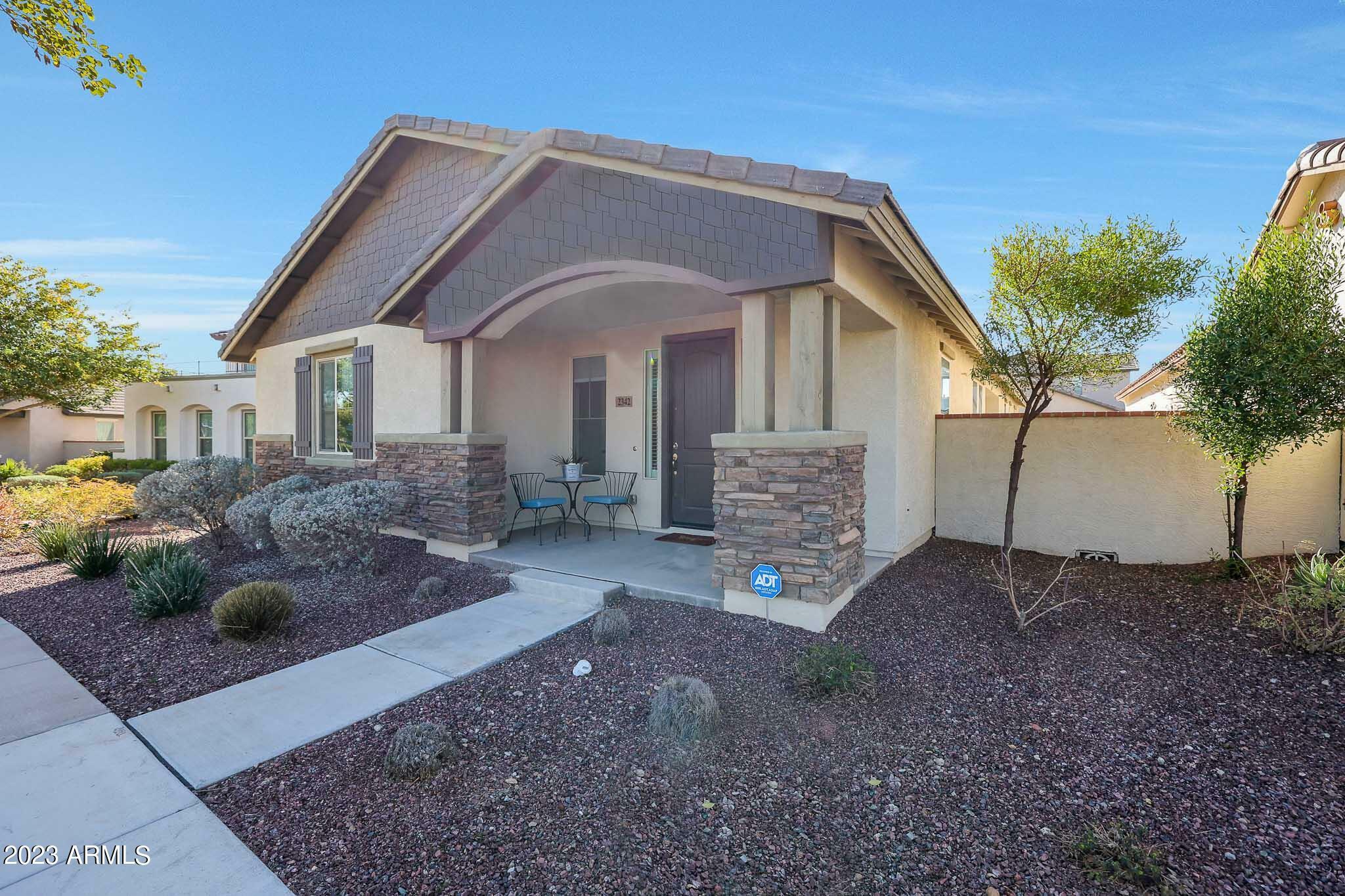 Property Photo:  2342 N Delaney Drive  AZ 85396 