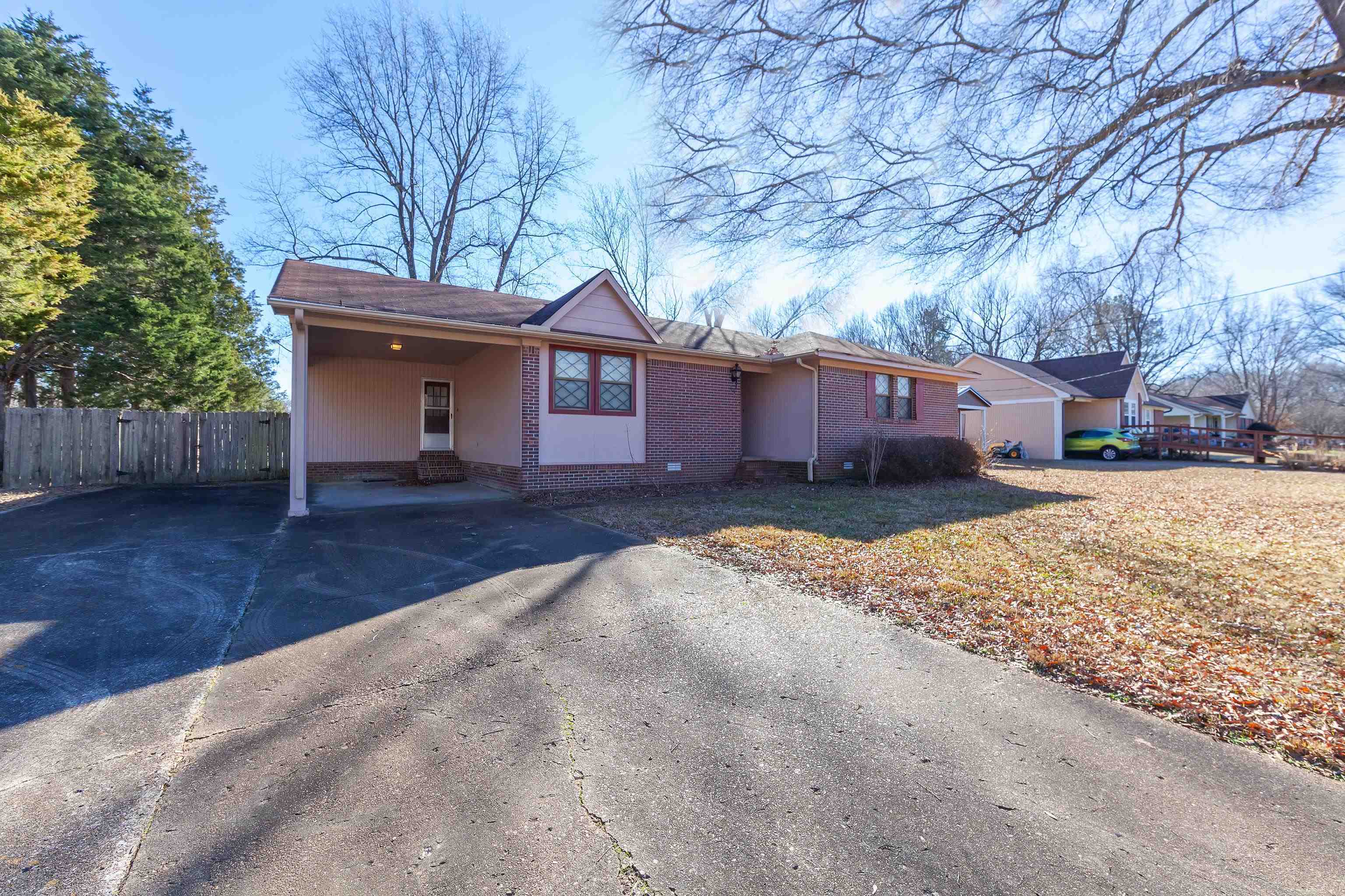 Property Photo:  44 Markwood Lane  TN 38305 