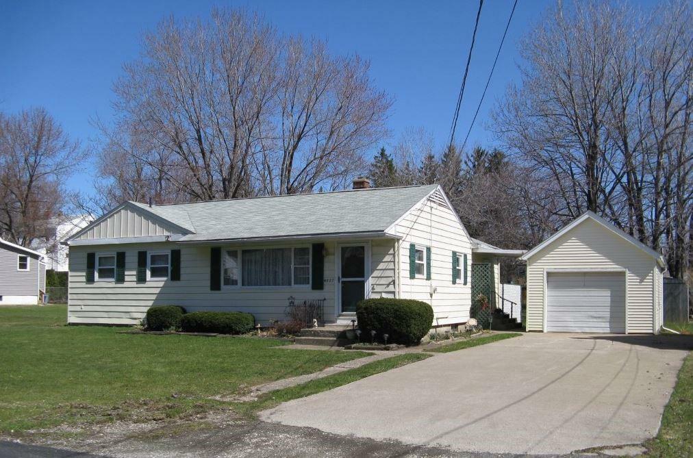 Property Photo:  4827 Conway Street  PA 16509 