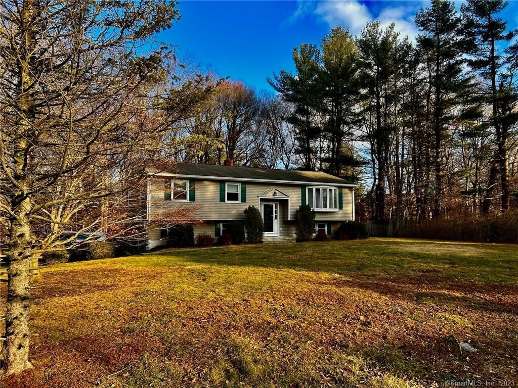 Property Photo: 440 Elm Street CT 06468