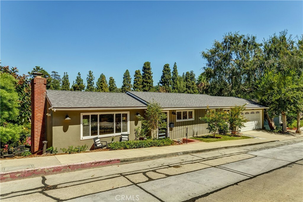 Property Photo:  6769 Hillside Lane  CA 90602 