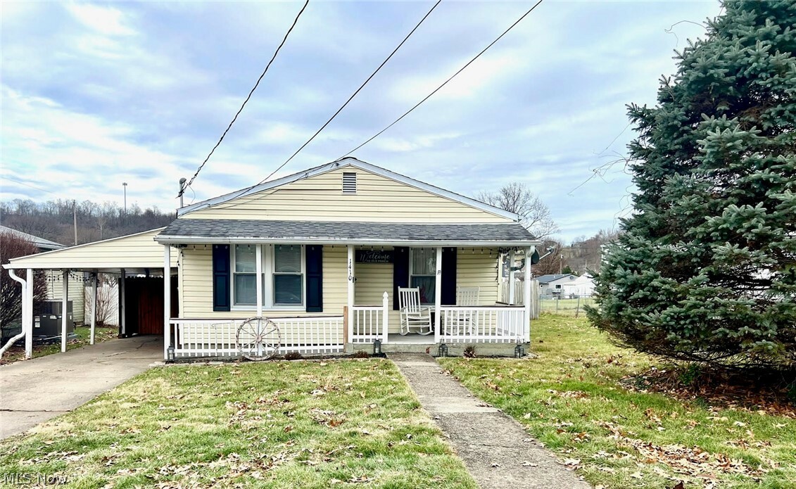 1410 11th Avenue  Vienna WV 26105 photo