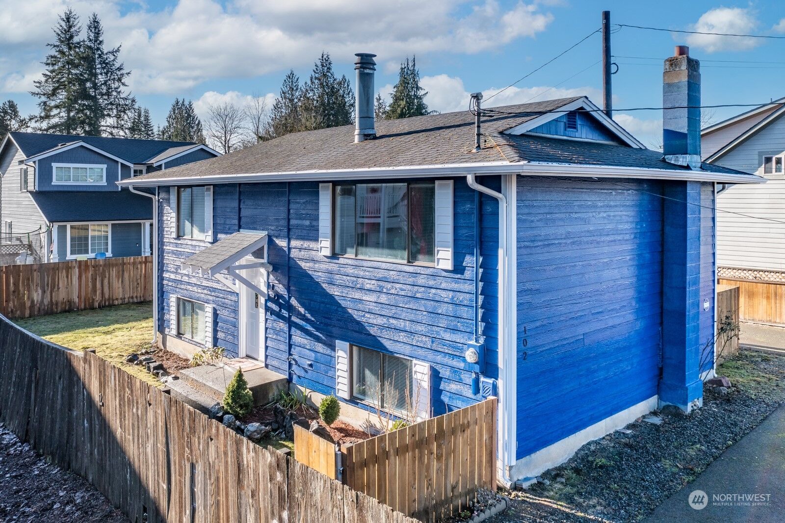 Property Photo: 102 E Grand Street WA 98252
