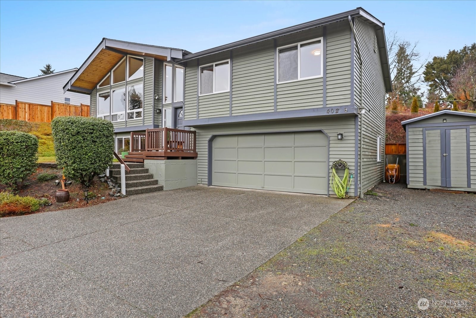 Property Photo:  402 9th Street  WA 98290 