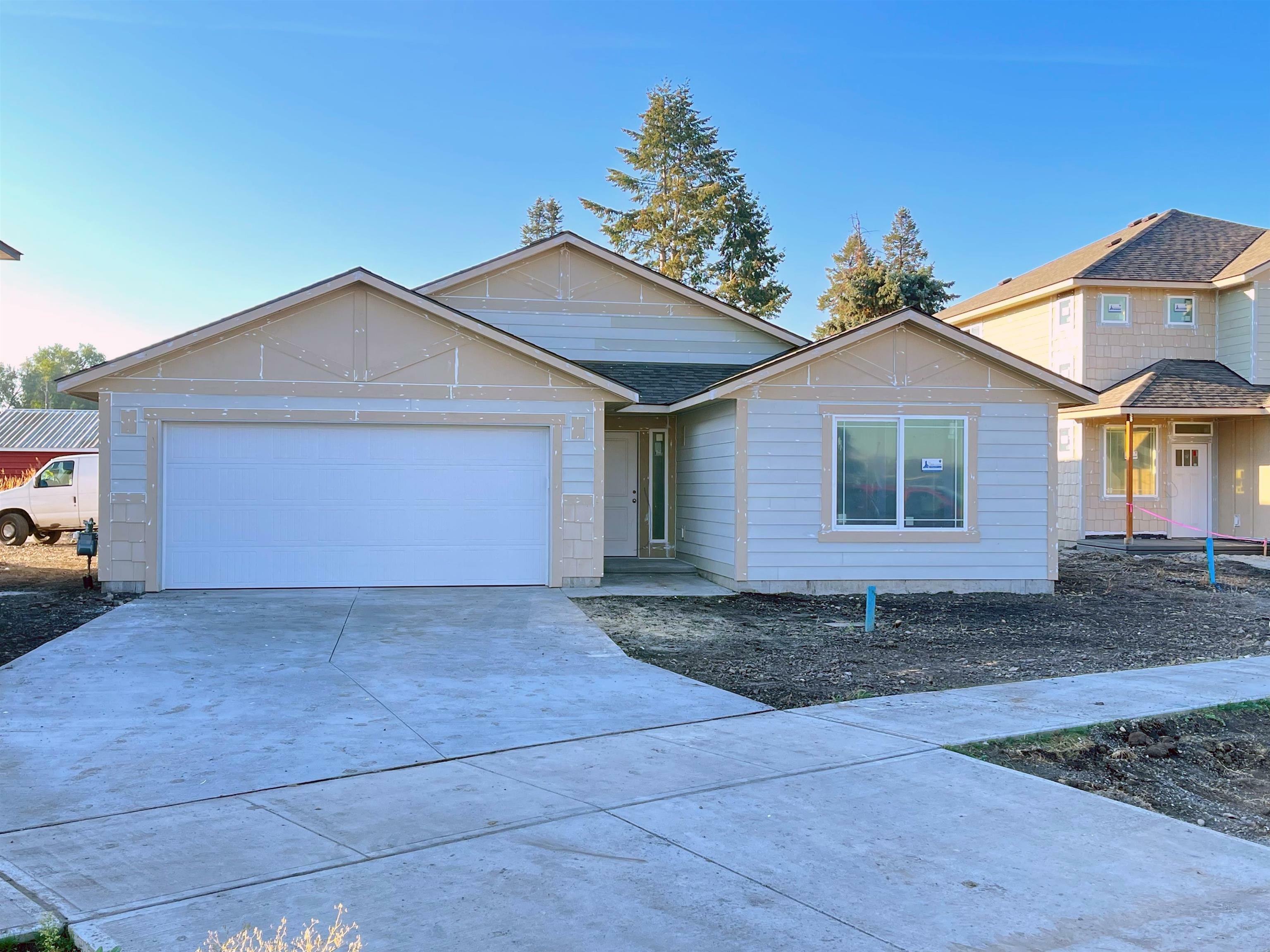 Property Photo: 17512 E Desmet Ave WA 99016