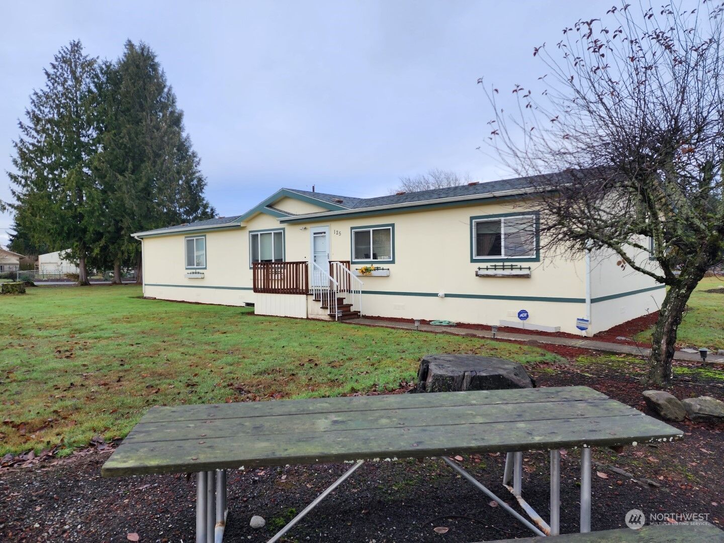 Property Photo:  125 Wigley Road  WA 98531 