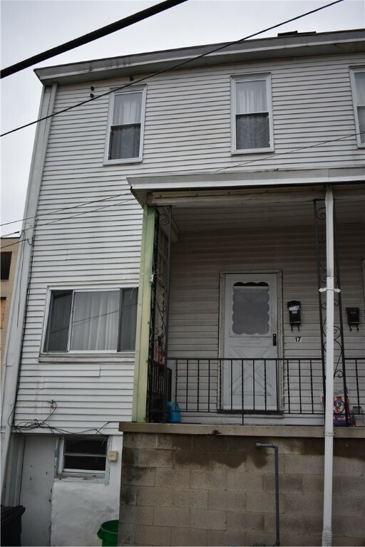 Property Photo:  17 Jefferson St  PA 15209 