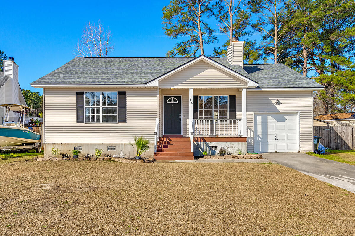 Property Photo: 416 Navaho Circle SC 29483