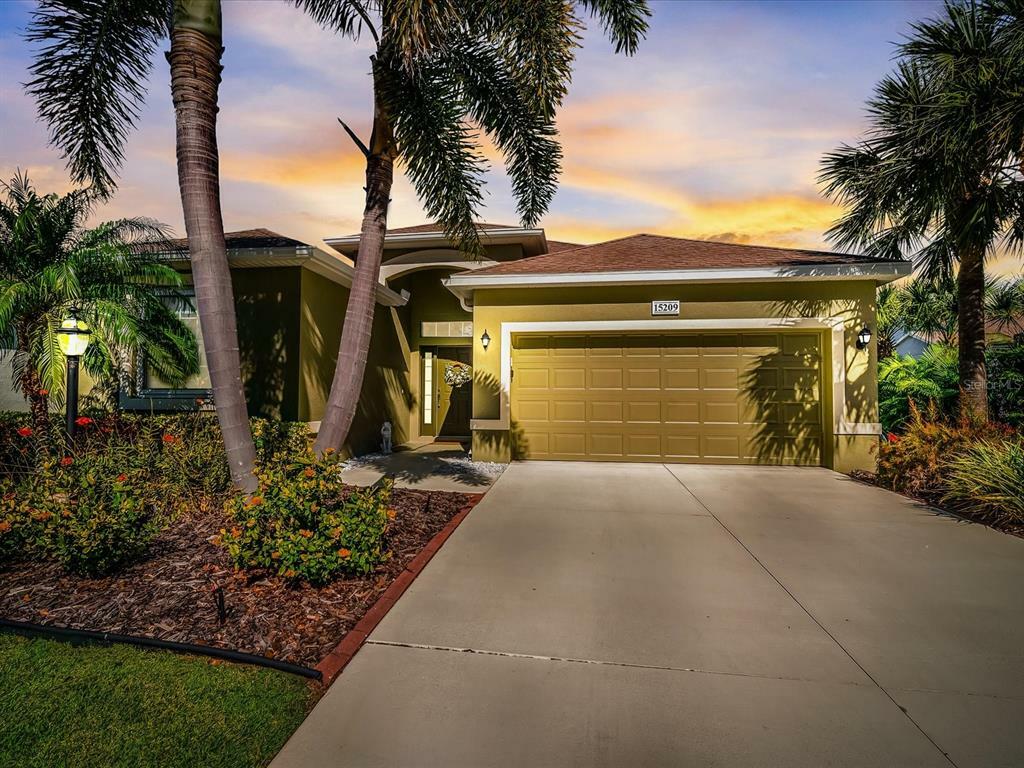 Property Photo: 15209 Blue Fish Circle FL 34202