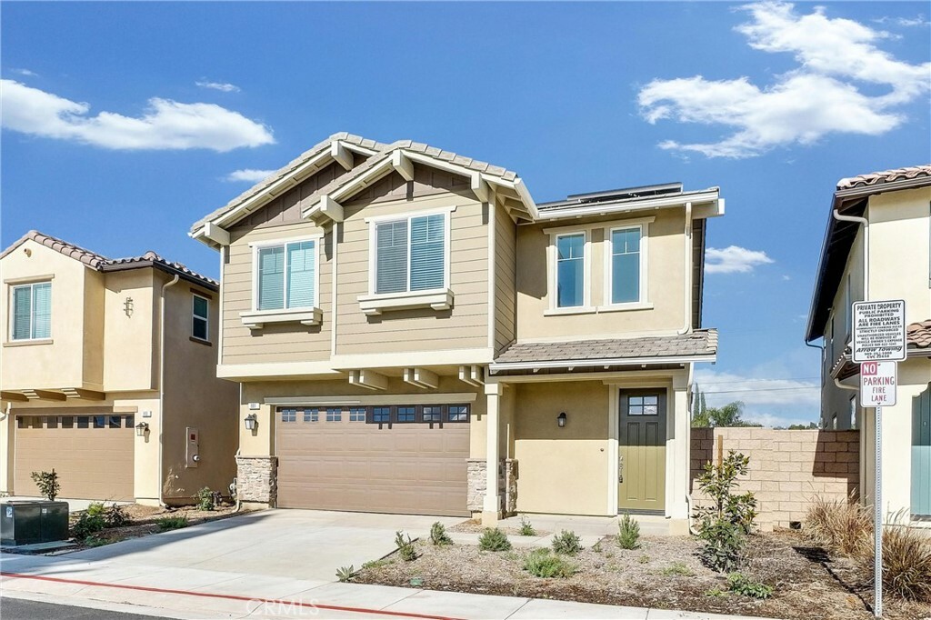 Property Photo:  881 Campbell Way  CA 91768 