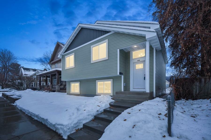 Property Photo:  994 3rd Street E  MN 55106 