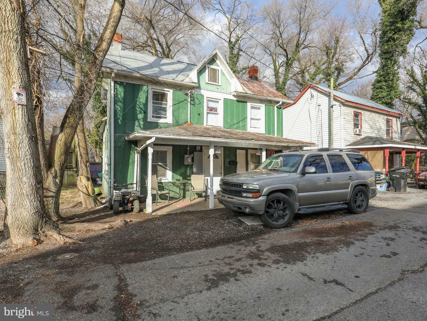 Property Photo:  1219 S Braddock Street  VA 22601 