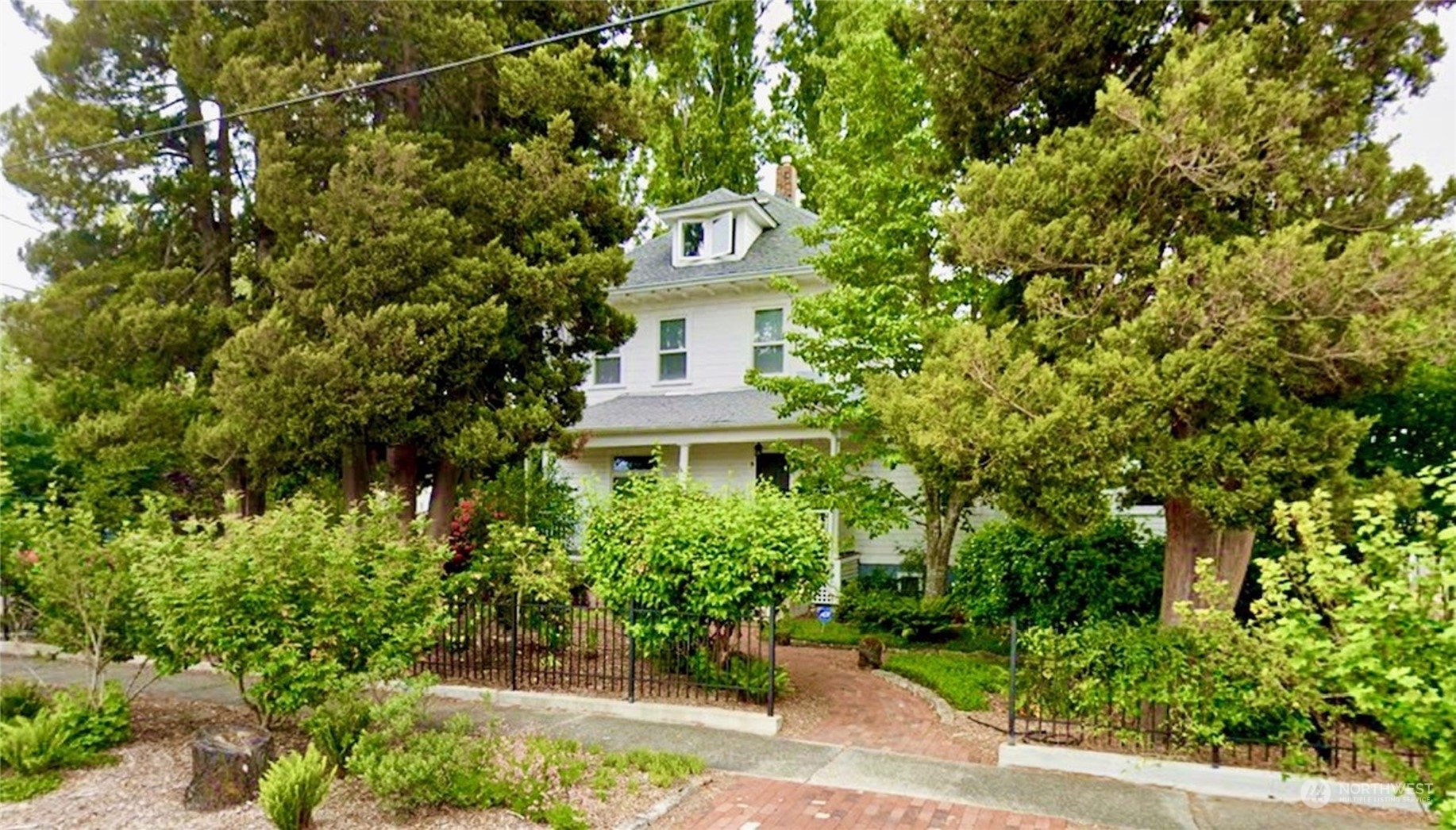 Property Photo: 4021 N 12th Street WA 98406
