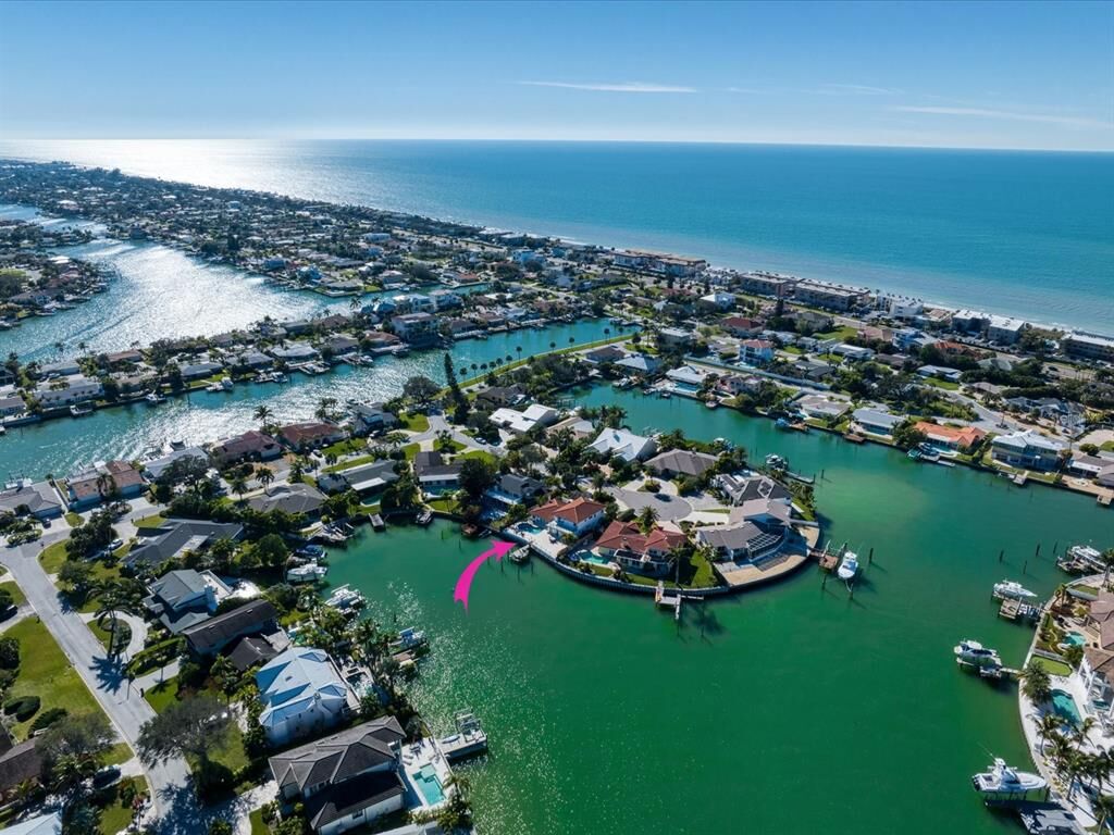 Property Photo:  3107 Wedgewood Drive  FL 33786 