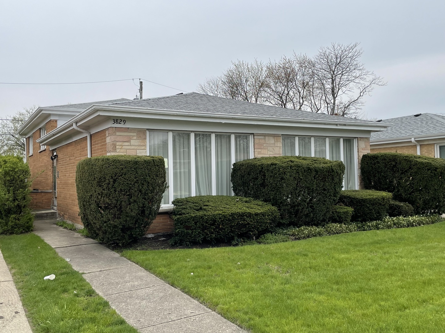 Property Photo:  3829 W Touhy Avenue  IL 60712 