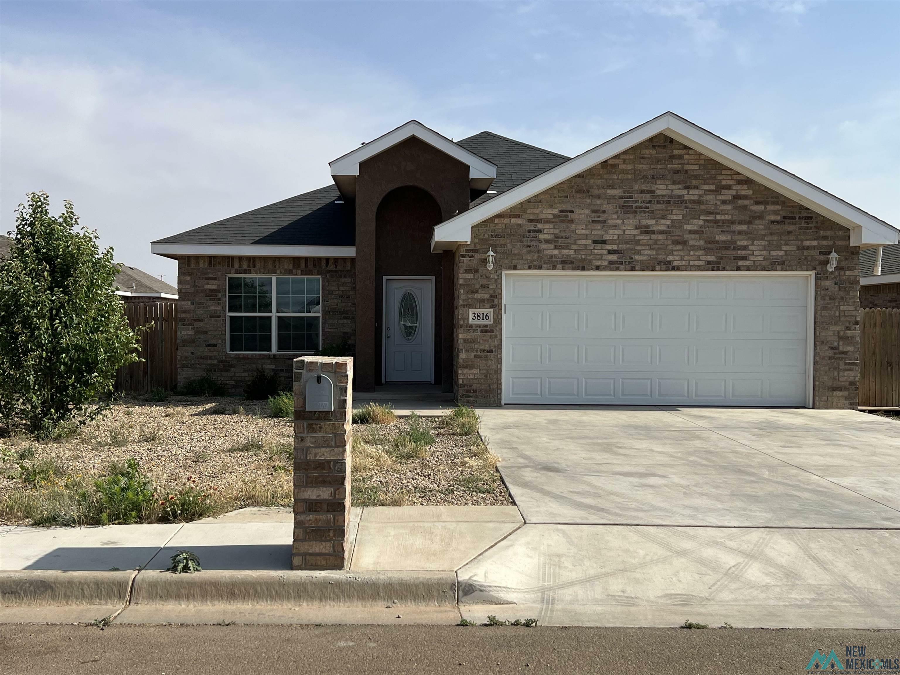 Property Photo: 3816 Lockhaven Drive NM 88101