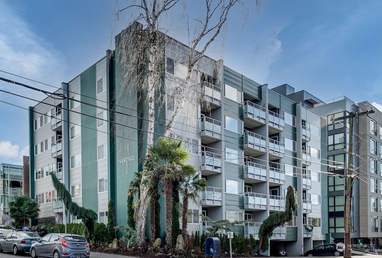 Property Photo:  705 E Republican Street 101  WA 98102 