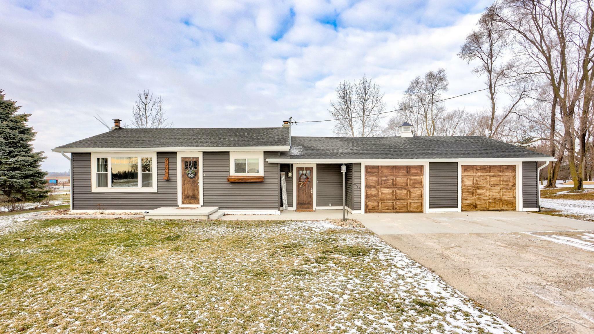 Property Photo:  9305 N Ransom Rd  MI 48662 