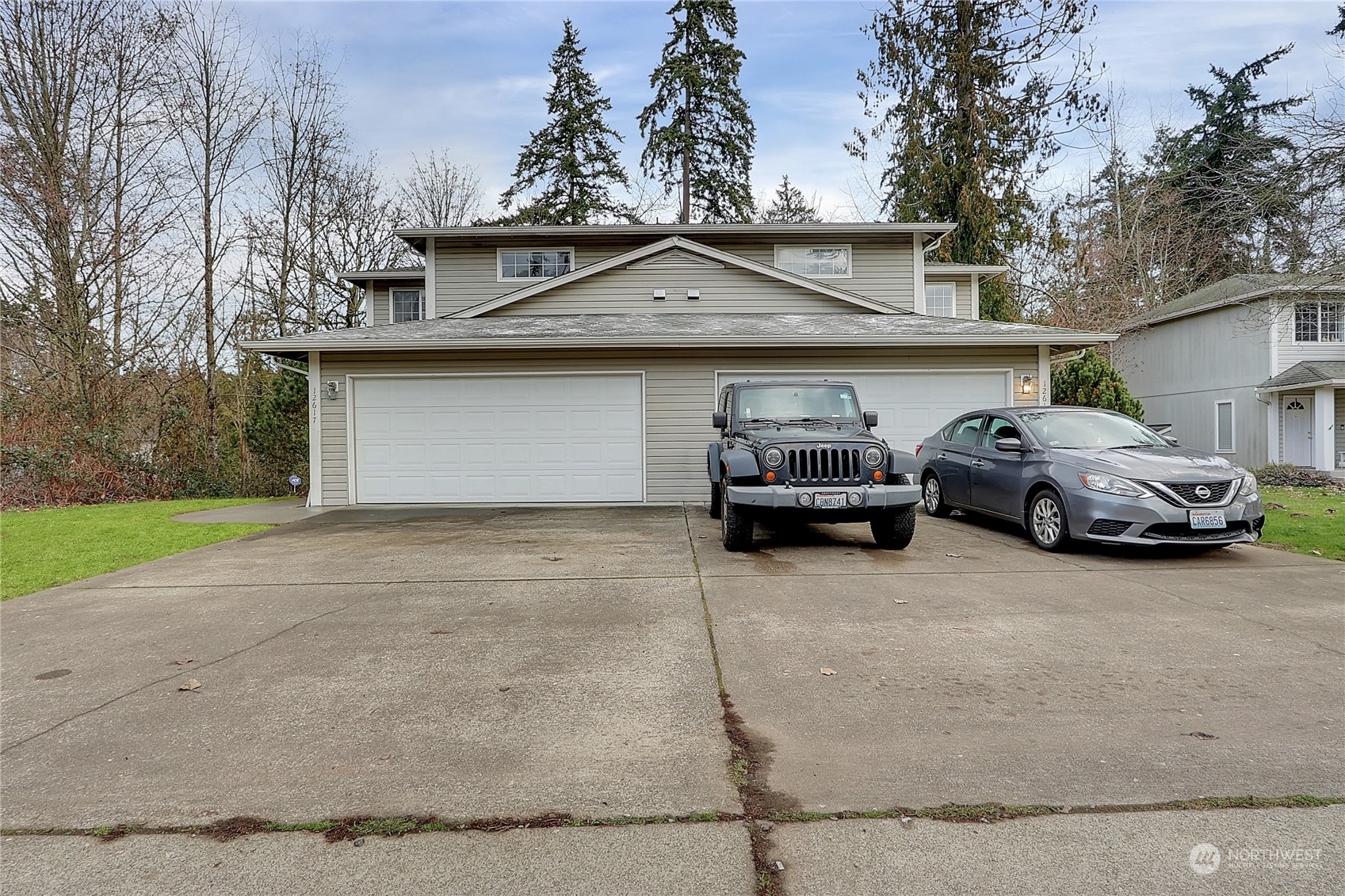 Property Photo:  12617 12619 Woodland Avenue E  WA 98373 