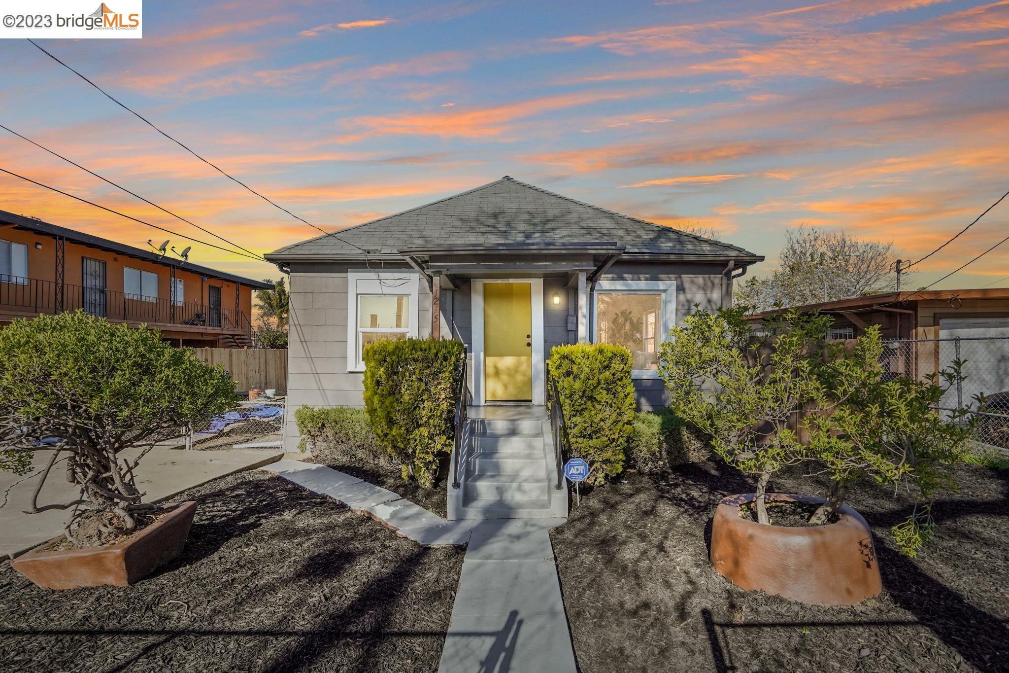 Property Photo:  1215 79th Ave  CA 94621 