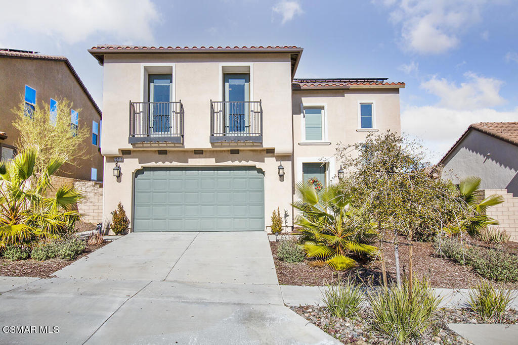 Property Photo:  25212 Golden Maple Drive  CA 91387 