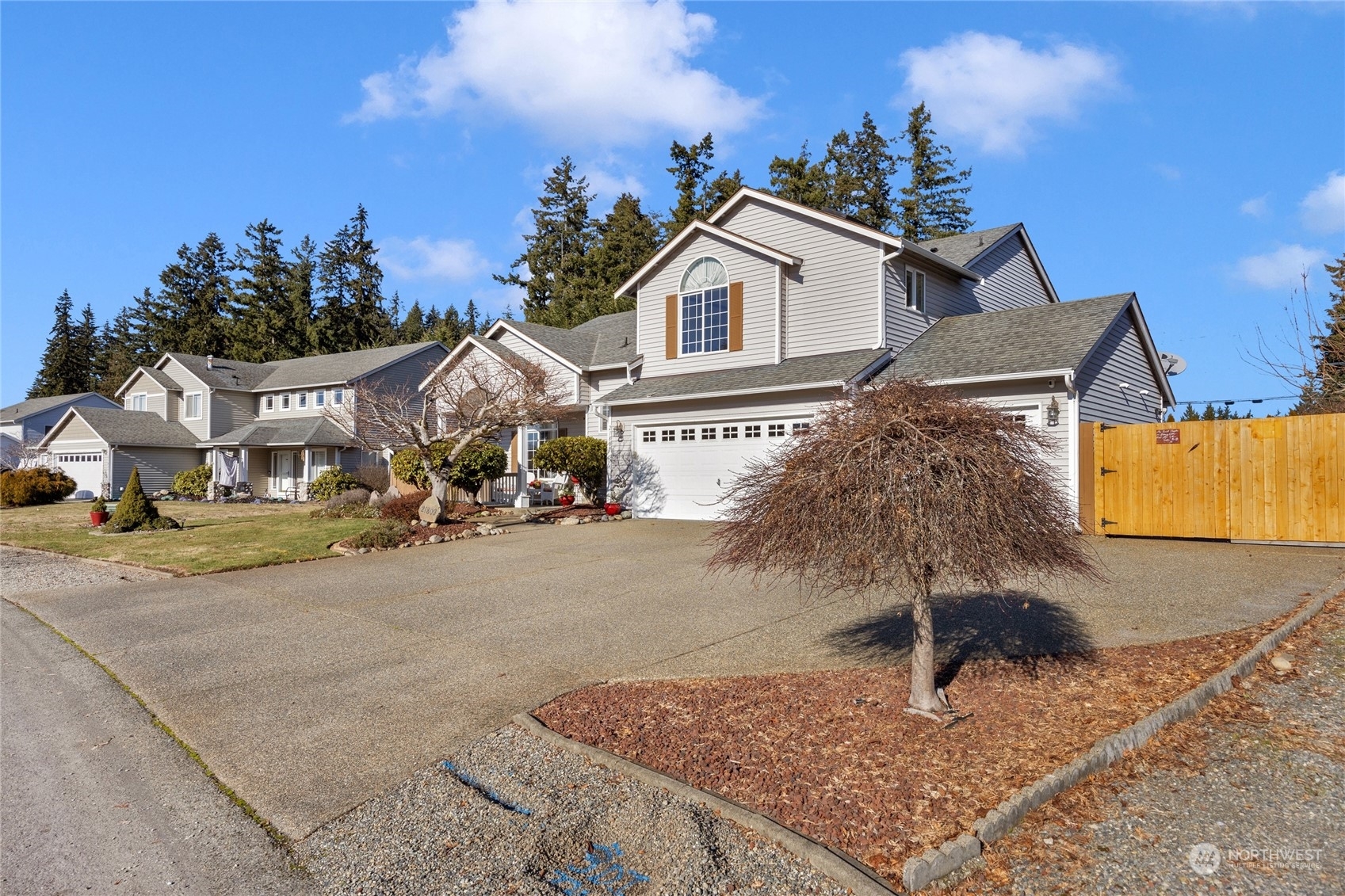 Property Photo:  21809 113th Street E  WA 98391 