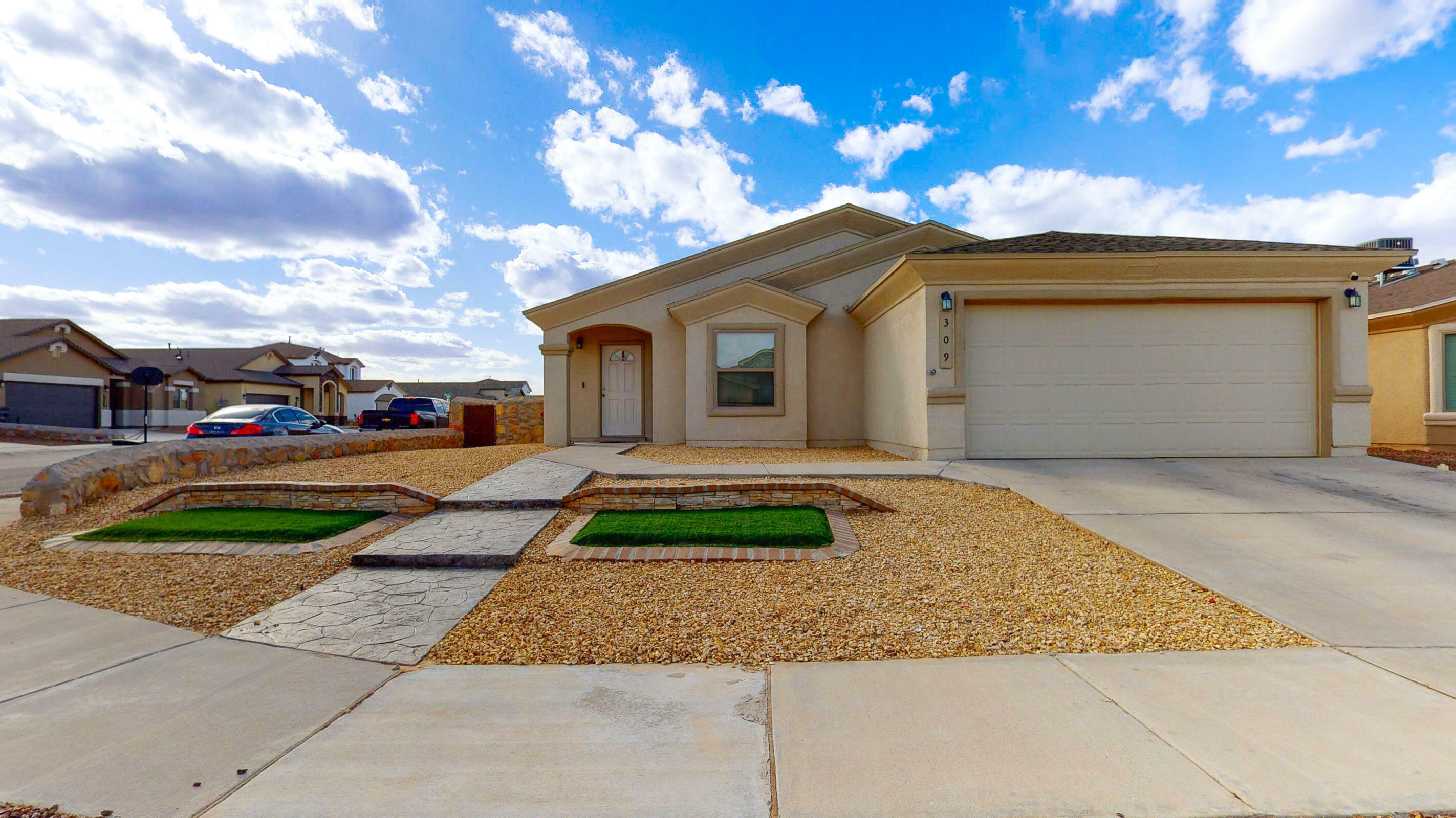 Property Photo:  309 Sky Vista Place  TX 79928 