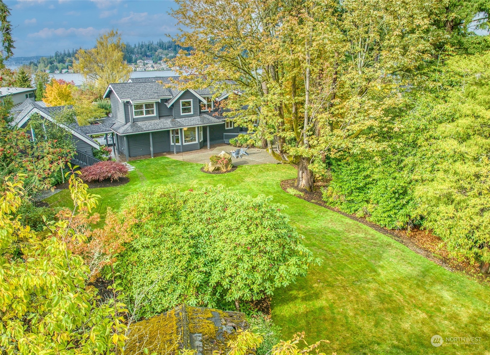 1810 10th Place W  Kirkland WA 98033 photo